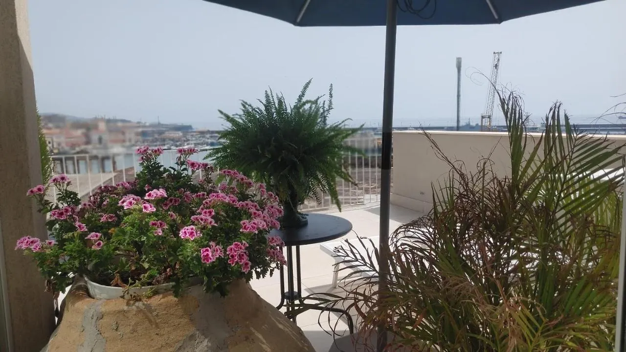 Apartment Attico Sul Porto Di Catania E Vista Vulcano