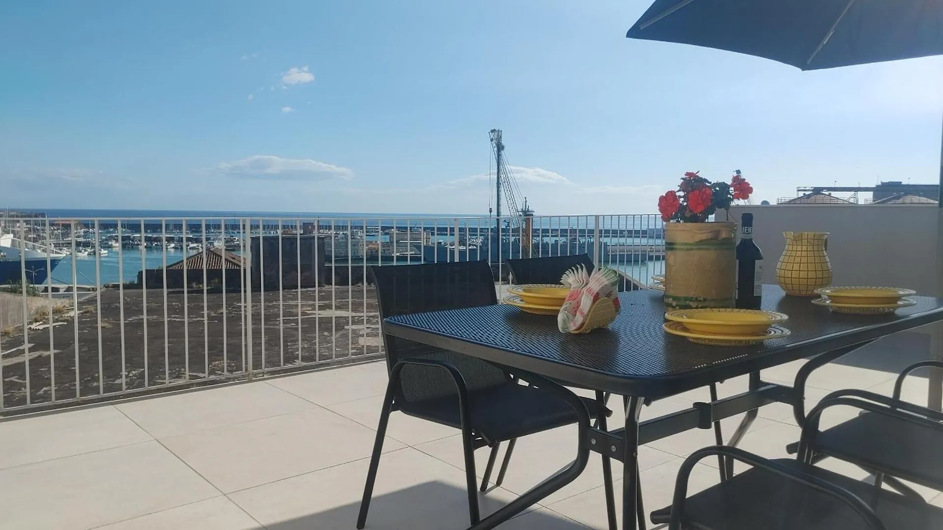 Attico Sul Porto Di Catania E Vista Vulcano 0*,  Italy