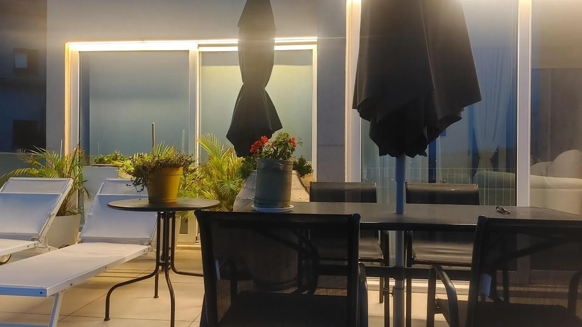 Apartment Attico Sul Porto Di Catania E Vista Vulcano Italy